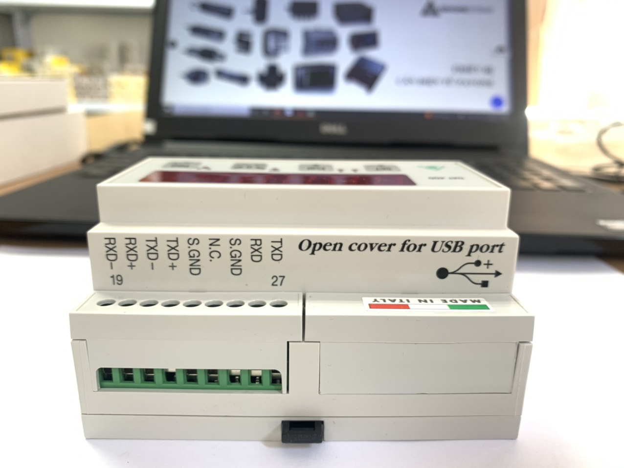 DAT4001_TTH DAT4001 TTH