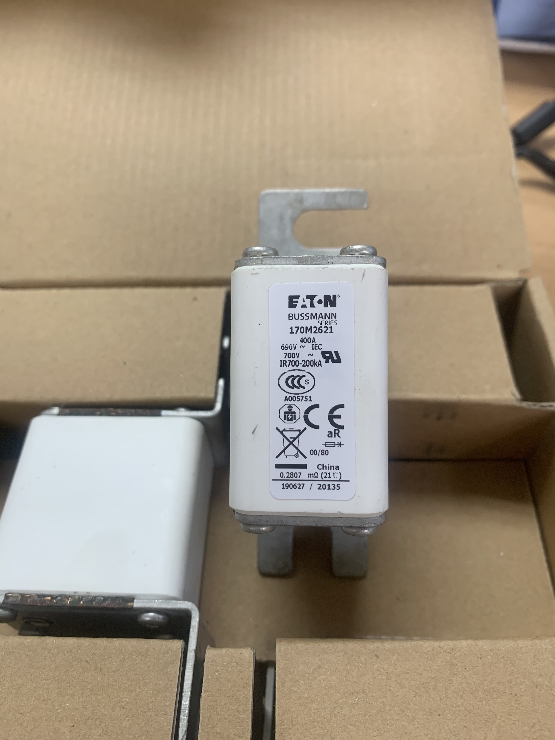 170M2621_TTH1 170M2621 TTH1